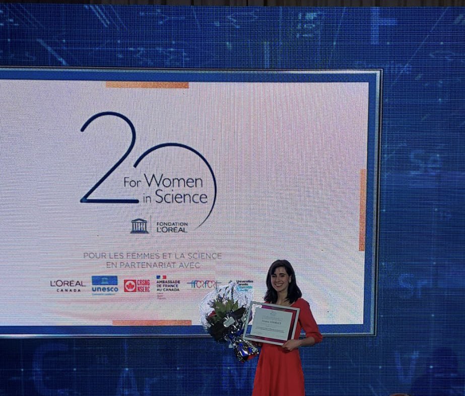 franceaucanada's tweet photo. Félicitations à Ariane Godbout et Lia Huo 🤩, nouvelles boursières L’Oréal Canada Fonds France Canada Pour la recherche 2023. Le FFCR œuvre depuis 23 ans à susciter la rencontre entre jeunes chercheurs français 🇫🇷 & canadiens 🇨🇦 autour de projets de #recherche fédérateurs 🧬🔬👩🔬 https://t.co/CT75TR8GZA