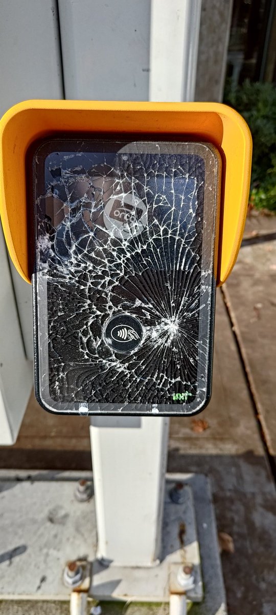 I reported this to Metro CS, but then saw another one near Fauntleroy in WSeattle, must have been a spree