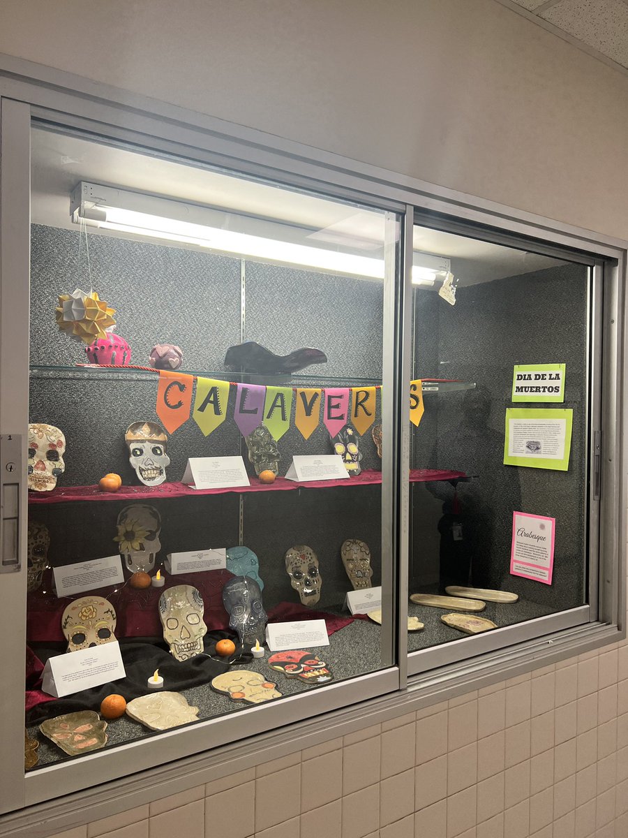 BerknerRamsArt's tweet photo. Our Rams Ceramic artist did a great job with their Dia de los muertos sugar skulls!! Thank you Ms. Dodson for always finding ways to challenge our artist and connect with some of their cultures! #RamsVisualArt #risdweareone #Ramspowerofonelevelup https://t.co/GqIes1dalf