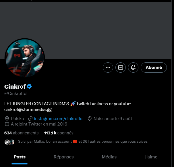 Curlux's tweet photo. ça fait tellement bizarre de voir ça...

A jamais bleu, KC Cinkrof  🩵

Légende https://t.co/6ktB4ga7UL