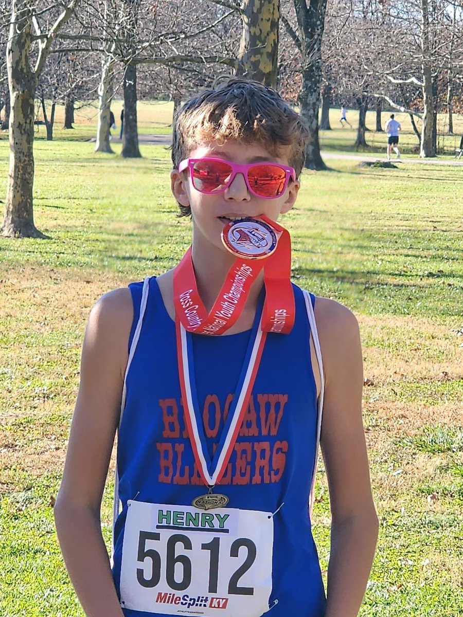 usatfnebraska's tweet image. This past weekend, several Nebraska athletes competed in the Coaches Cross Country Youth National Championships in Louisville, Kentucky. 

Nebraska was represented well and our athletes brought back home tons of hardware, including 2 Team National Championships, 1 second-place…