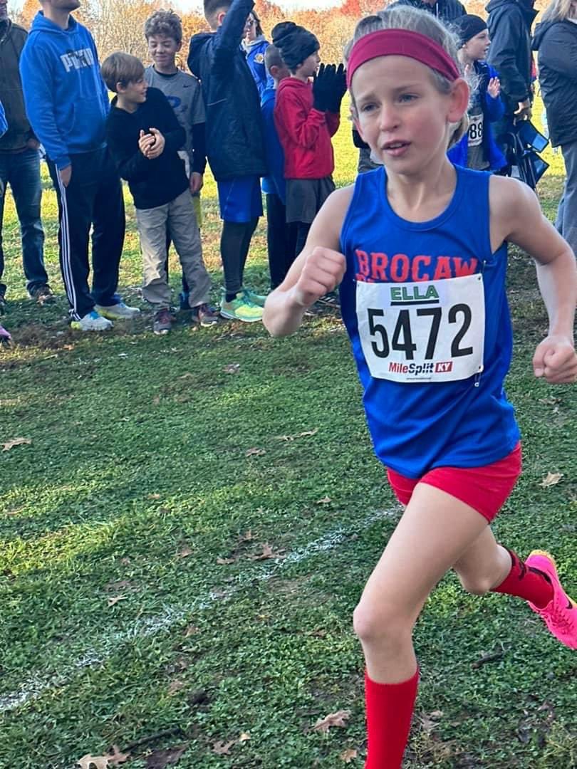 usatfnebraska's tweet image. This past weekend, several Nebraska athletes competed in the Coaches Cross Country Youth National Championships in Louisville, Kentucky. 

Nebraska was represented well and our athletes brought back home tons of hardware, including 2 Team National Championships, 1 second-place…