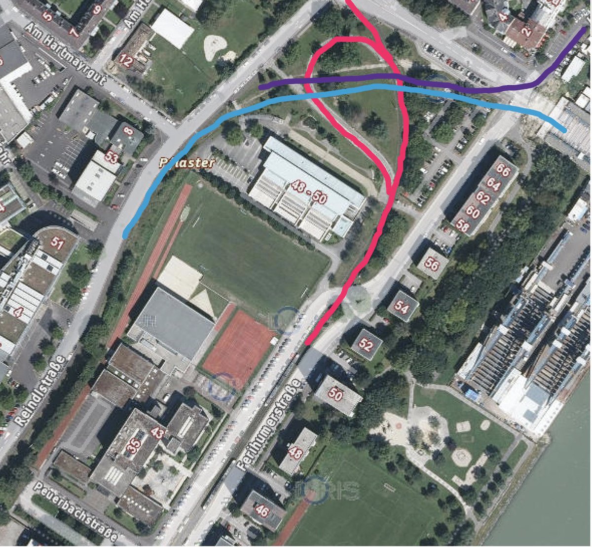 Die Umsetzung des #nahverkehrsknotenurfahrost kann schon aus technischer Sicht nicht gelingen. So wie die geplante Trassenführung durch die #PragerStraße ist auch diese Trasse der  #stadtbahnlinz ein technischer Unfug!
#verkehrswendejetzt