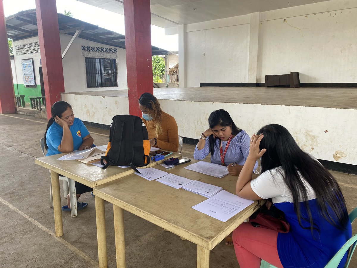 krizmuffin07's tweet photo. Successfully conducted massive updating in Barangay Panatao, Claver, SDN yesterday, November 20, 2023.
#DswdMyMalasakit
#BawatBuhayMahalagaSaDSWD https://t.co/JftRMQuZPj