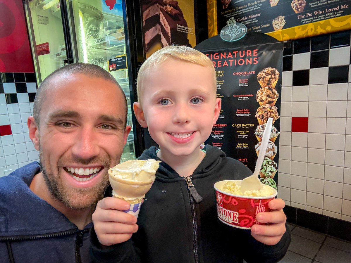 realMeetKevin's tweet photo. Meet Max! He’s 5 and 3/4 and I love him so much!!! https://t.co/DvJpqDLscu
