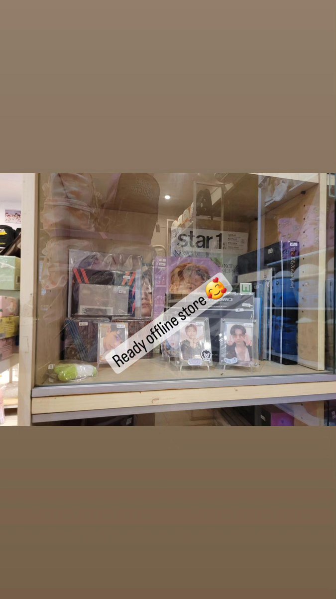 Wi_kyopta's tweet photo. Ready official md  di offline store Purwokerto 😉 https://t.co/IObquXnXrI