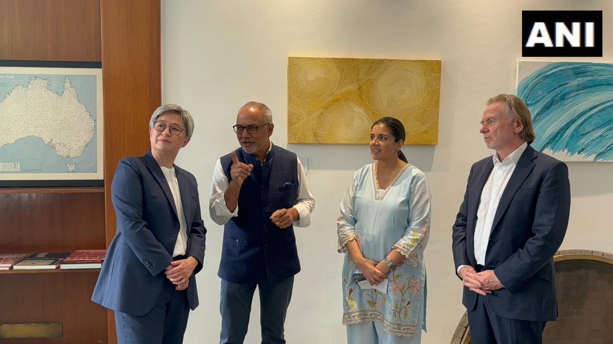 htTweets's tweet image. #InPics | Australian Foreign Minister #PennyWong at Australian High Commission to inaugurate upcoming exhibitions featuring Australian First Nations Artists in India

(📸: ANI)