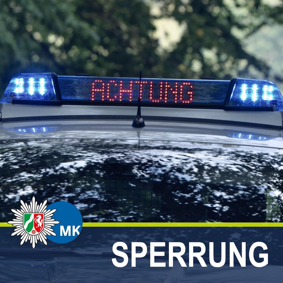 polizei_nrw_mk's tweet photo. In #Herscheid ist die Valberter Straße, Ecke In der Ennert nach Verkehrsunfall für voraussichtlich 30 Minuten gesperrt. #PolizeiMK https://t.co/YrZfY8PBgo