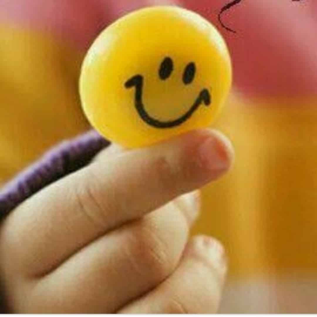 iUj___'s tweet photo. #وش_تسوي_هالحين
#صباح_الخيرᅠ 
ودي انك  يوم تضحك يجيبون السحاب
ليلتين  يعلم  الغيم ... وشلون الونس!!
ياتعلم من شفاتك براهين الضباب
يا تلعثم وانكسر فيك يااقفى بالفلس!! https://t.co/Bm6GwDsJ8m