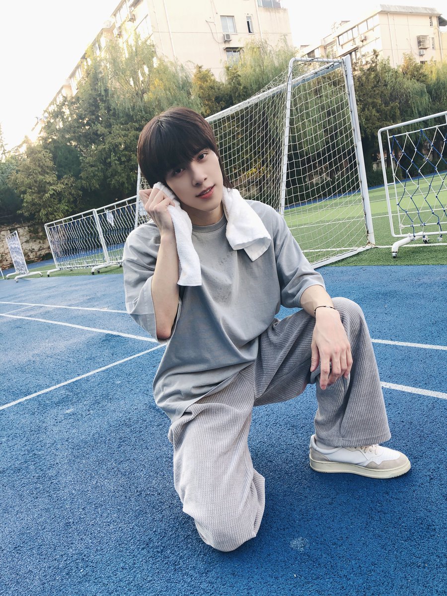 WayV tweet media
