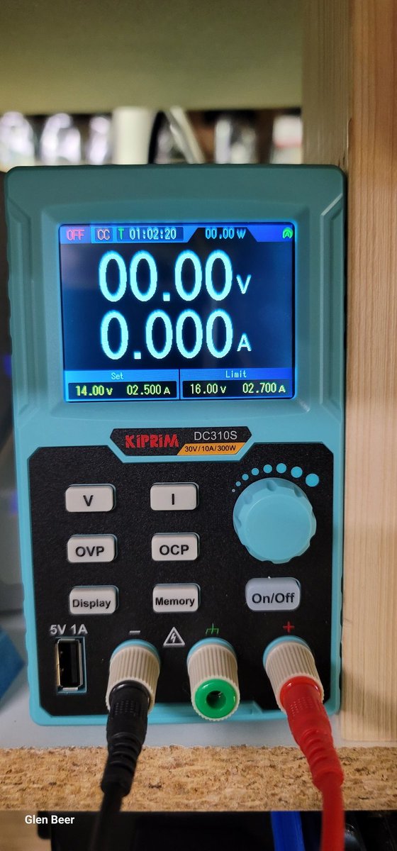 glenbeer's tweet photo. Pushing the limits of a budget buck converter from #Amazon running it for an hour at 2.6A load.
I used Elegoo Wash & Cure cover is case a cap blew. #Electronics #Siglent #KIPrim https://t.co/d7uoOkJlJZ