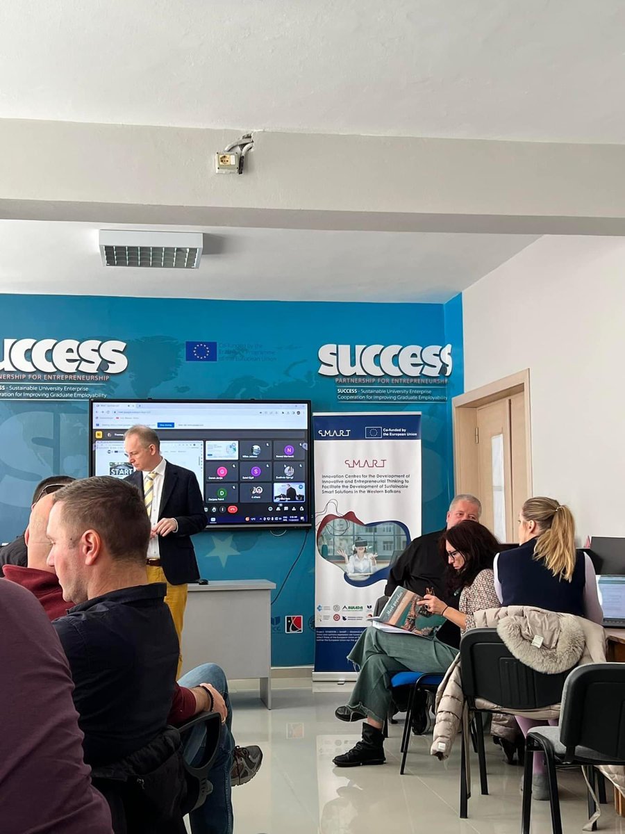 Më 20 Nentor, Auleda- Agjencia e Zhvillimit Ekonomik Lokal morri pjese ne takimin e partnereve te Projektit SMART- Programi Erasmus+, per te diskutuar se bashku me partneret e tjere te projektit per ngritjen e kater Qendrave te Inovacionit SMART ne kater universitete shqiptare.