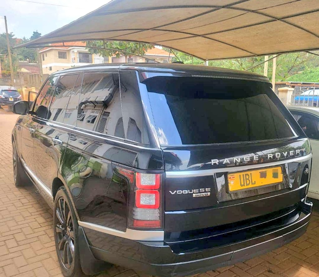 DriveNowUg's tweet photo. #UgUsedRoverEpisodes
#UAY @Ugx120m #UBN @Ugx300
#UBL @Ugx235m https://t.co/hSqgqeFvMM
