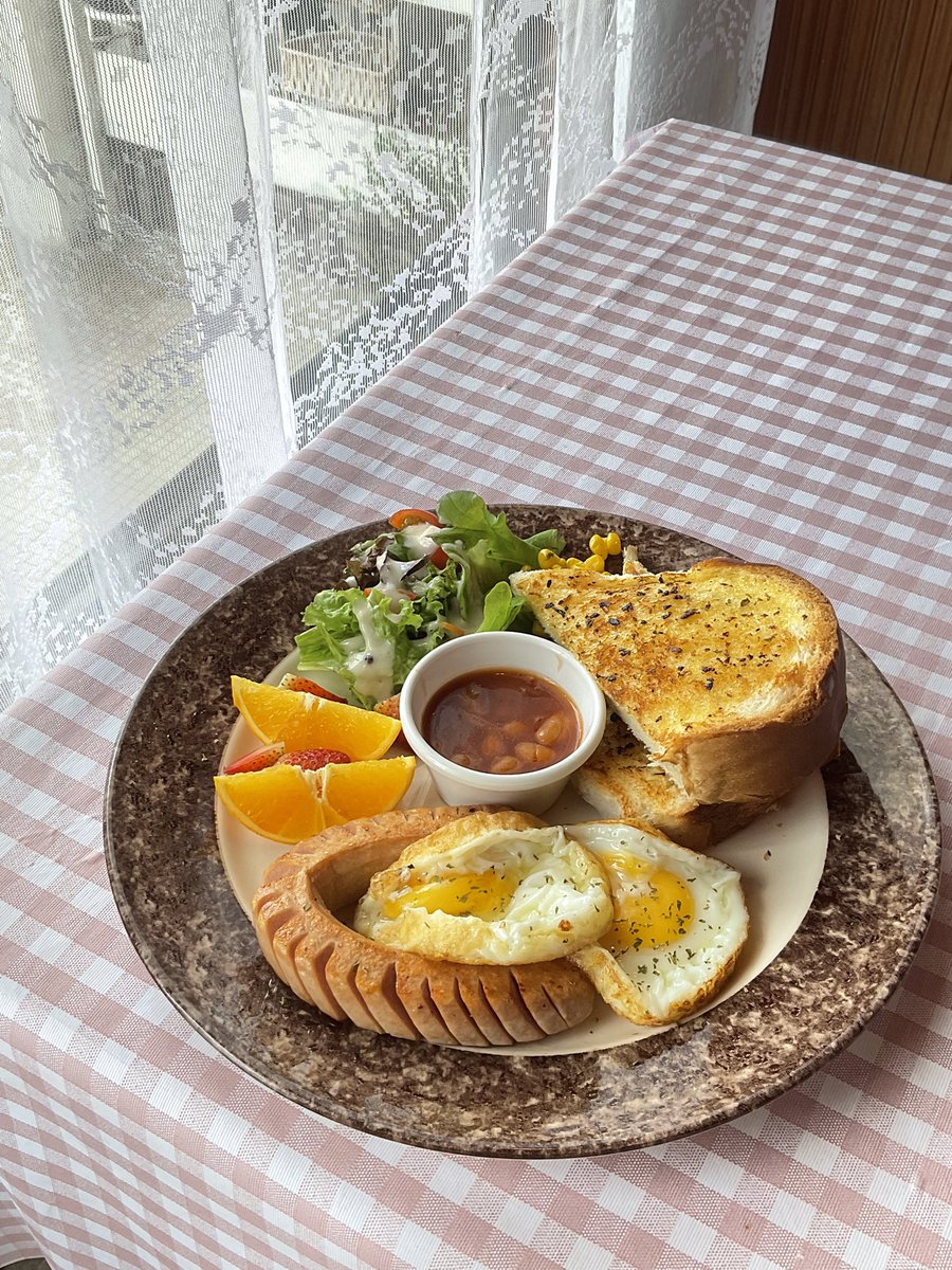 CoffeemoodC's tweet photo. Let’ breakfast at our cafe!🌷
We serve english breakfast,local and western✨

From 8 am until 1 pm🙌🏻
Monday off

📍no.44,lengkok pasar rapat setia,31350 ipoh,perak

#ipoh #cafeipoh https://t.co/iCXOIfvi5h