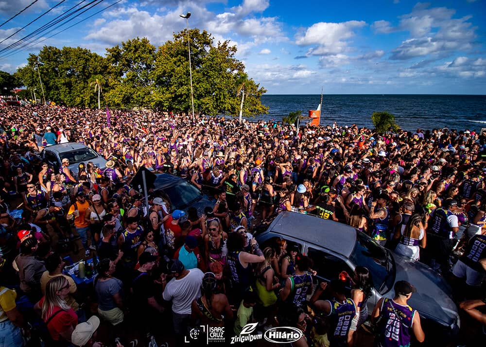 ZiriguidumSul's tweet photo. Esse calorzinho, só me dá vontade de uma coisa!!! 💥🔥🚀🎶
𝗭𝗜𝗥𝗜𝗚𝗨𝗜𝗗𝗨𝗠 + 𝗭𝗜𝗥𝗜𝗚𝗨𝗜𝗗𝗨𝗠 𝟰𝟬°𝗖 = 𝗩𝗘𝗥Ã𝗢 ☀️
𝗔 𝗖𝗔𝗟𝗠𝗔𝗥𝗜𝗔 𝗔𝗖𝗔𝗕𝗢𝗨
#ziriguidum #slr #carnaval2024 #sls #saolourencodosul #foguetenãotemré #éoziriguidum #slsvibes #slstem #letsbora https://t.co/LCKdzfoOQa