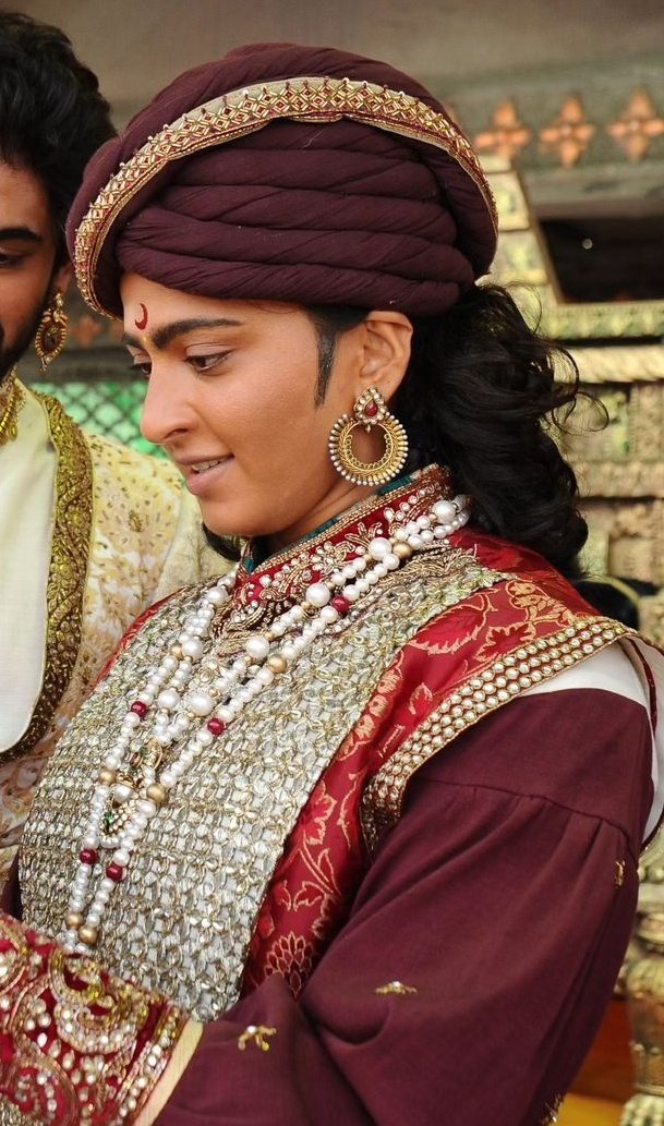 asopofficial's tweet image. Good morning everyone ☺️😍
#AnushkaShetty #actress #movi