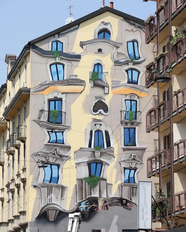 HomesAtMetacoda's tweet photo. Transforming a blank wall! 
#creativity #imagination #blankwall

RT @StreetArtDream
... even if crooked, a world in color is always more beautiful. Art by Cosimo Cheone Caiffa #streetart #art #Beauty #hope #message #graffiti #Mural #Milano #urbanart https://t.co/QVB2hjQT5k