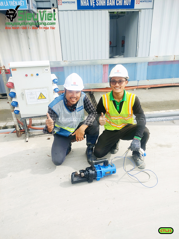mayxaydungtudo1's tweet photo. ⚡⚡ Máy cắt sắt thủy lực phi 25 | CTL25 Hàn Quốc | Điện 220V, 1 Pha - Bàn giao cho khách hàng tại Bình Thạnh, TP. Hồ Chí Minh
- Xem thêm về máy tại: https://t.co/sdhdidtGl1
#mayxaydungtudongsieuviet #maycatsatthuylucphi25 #maycatsatcamtayHanQuoccu #CTL25 https://t.co/w3mqS8HbMo