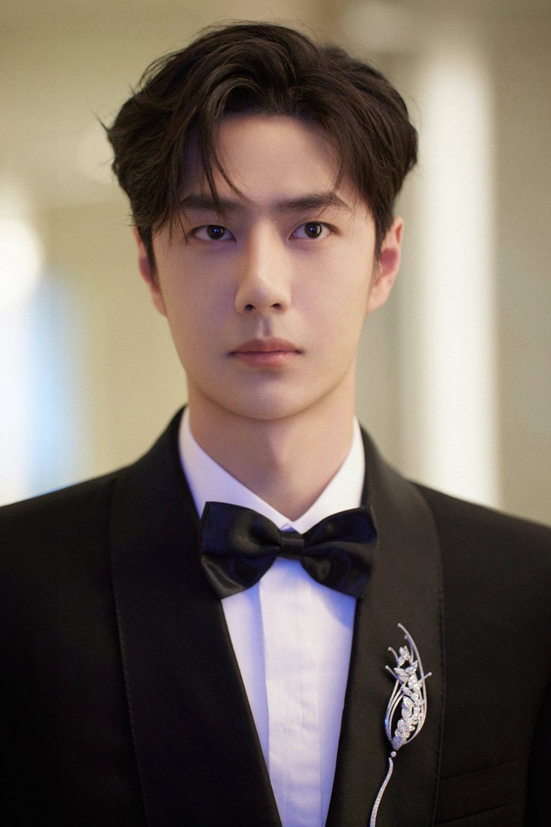 Valyn0517's tweet photo. @YoukuOfficial The one &amp; only #WangYibo 😁💚 https://t.co/h76lte5tvX
