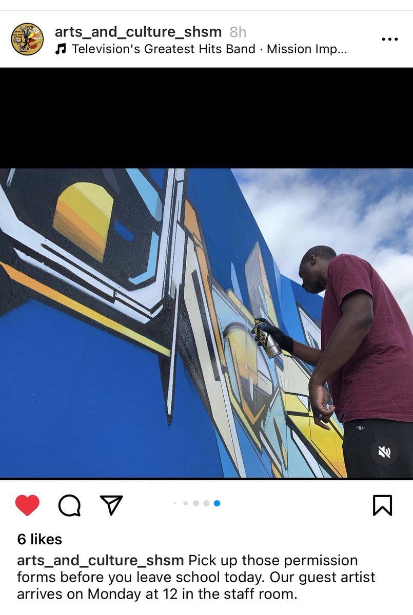 What an inspiring opportunity for <a href="/SaundersOne/">Saunders Secondary</a> Arts &amp; Culture #SHSM to learn from artist #Mediah. Shoutout to the incredible educators &amp; industry partners for going above and beyond to support students. Thank you!! <a href="/TVDSB/">Thames Valley DSB</a>