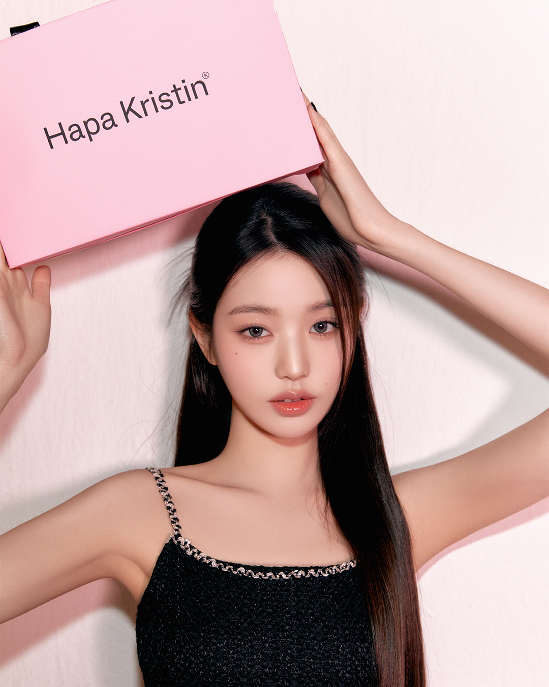 HapaKristin_SEA on X: 𝘋𝘦𝘸𝘺 𝘒𝘳𝘪𝘴𝘵𝘪𝘯 𝘸𝘪𝘵𝘩 𝘑𝘢𝘯𝘨 𝘞𝘰𝘯  𝘠𝘰𝘶𝘯𝘨 Flower in the springtime🧚‍♀️ Purchase 5 or more contacts, FREE  Kristin Mini Camera 📸 👉 #IVE #Youthfullens  #Yo