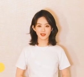 ningjureerat's tweet photo. #ZhaoLiying is so close and beautiful, the sister who represents her hometown of Langfang!  Beautiful again! ​​​

#赵丽颖  #赵丽颖 #จ้าวหลี่อิง #Zhaoliying  #เจ้าหลี่อิง #zly #จ้าวหลี่อิง #ซีรี่จีน #ดาราจีน https://t.co/HRJrC5fJlh