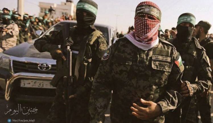 <a href="/amansouraja/">A Mansour أحمد منصور</a> في زَمَنٍ يُفتَقَدُ بِه الرِجَال أتى أبو عُبيدة وَ رِفَاقه … نَسألُ الله العَلي العَظيم أن يحميهم و يُسَدد خُطاهُم و يُنير بَصيرَتهم .. عِشتُم وَ عَاشت غَزَّة وَلَّادَةً للرِجال 🔻🇵🇸❤️‍🩹✌🏻