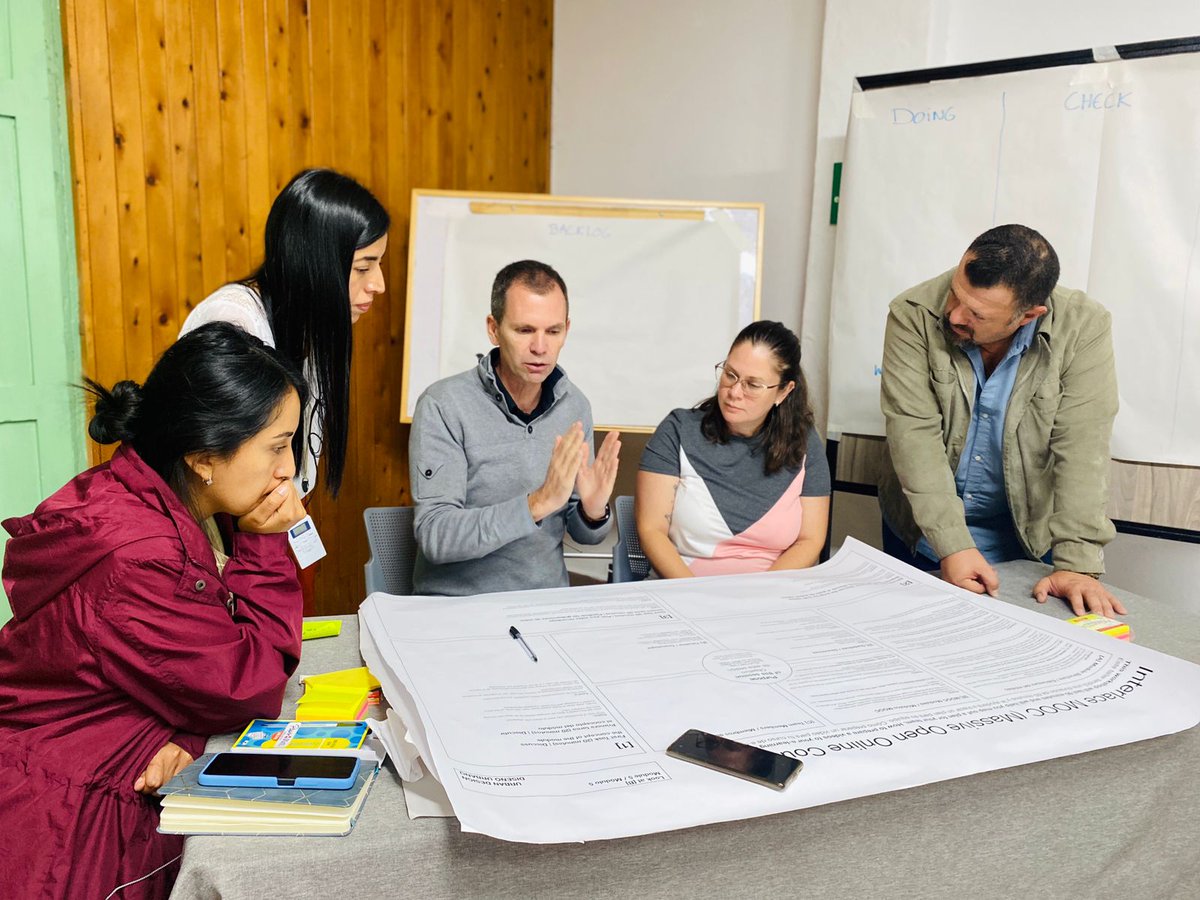 inst_humboldt's tweet photo. Colombia, sede del encuentro socios del proyecto INTERLACE de soluciones basadas en la naturaleza, con Envigado y @inst_humboldt como anfitriones. 

21 organizaciones de Europa y América Latina, desarrollando estrategias de conectividad ecológica, cambio climático y biodiversidad https://t.co/yek3JaJ3QP