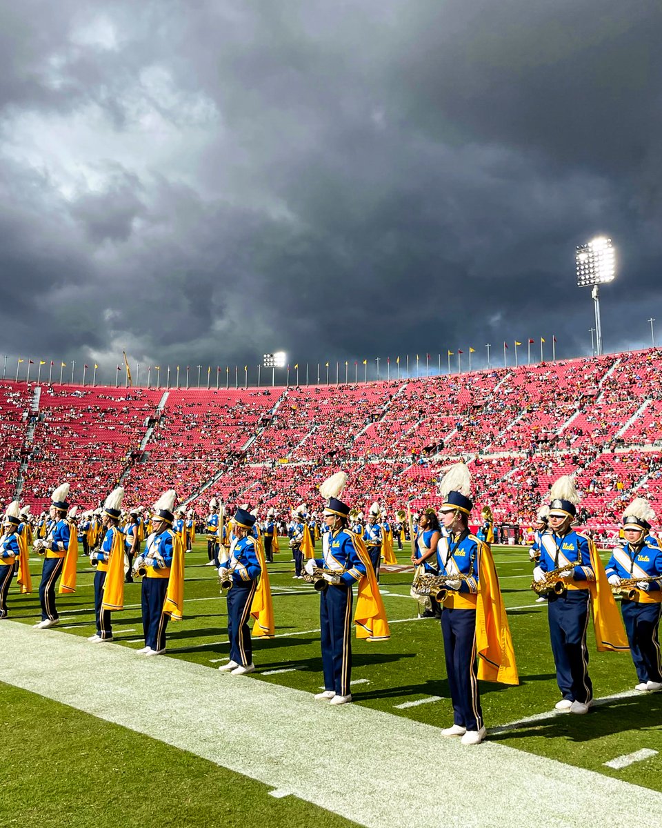 UCLA's tweet image. Still not over our BruWIN this weekend! #BeatSC 🐻 🏆 🔥 @UCLAFootball