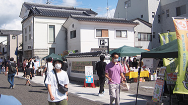 【ブログ更新】 11/26(日)は歩行者天国で「ホコ天×エコ店」開催 dlvr.it/Sz5kWx