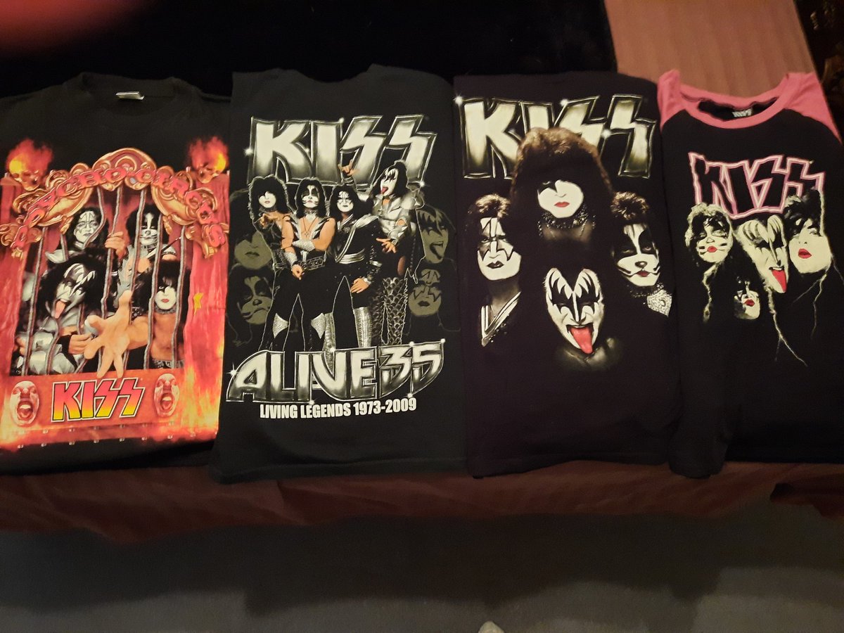 Marianne tweet media