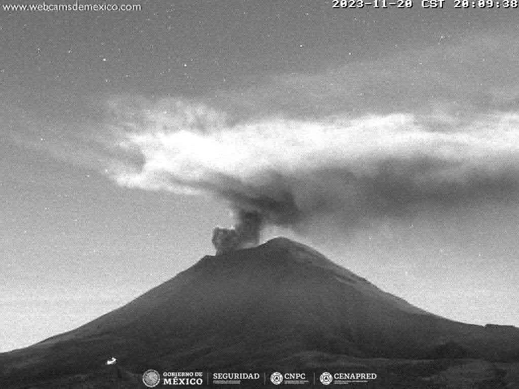 pciviledomex's tweet image. 🌋#VolcánPopocatépetl
🔎#Exhalación
💨 Exhalación continua de vapor de agua y gas, de bajo contenido de ceniza.
🌋Altura: 300 metros. 
🧭 Norte.
📈 Tremor armónico de mediana amplitud desde las ⏰ 19:28 hrs 
⚠️Se exhorta a 🚫 NO ACERCARSE al volcán, sobre todo al cráter