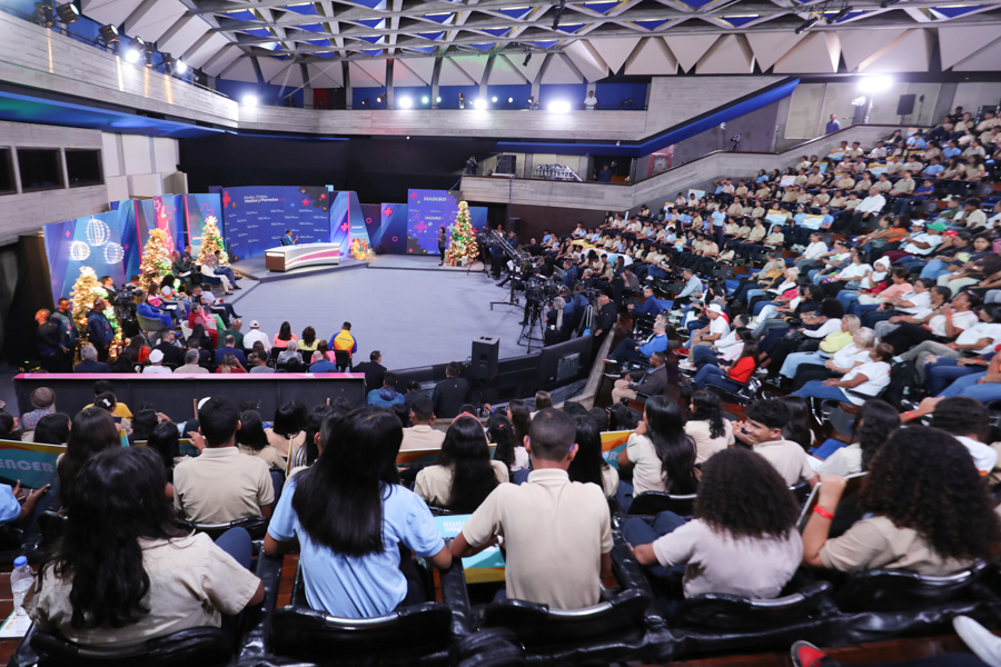 #EnClaves || Conozca las tareas dirigidas al liderazgo estudiantil.

#22Nov

Saber más: n9.cl/l2br3