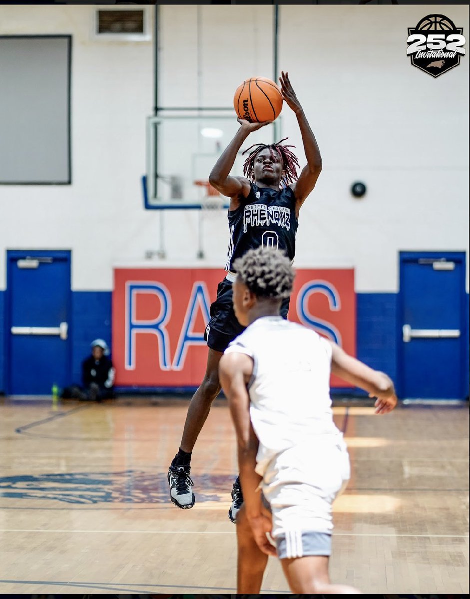 Zymari Buck <a href="/staxxs_mari/">Zymari</a> 2024 G New Bern High finished with 22p/2s in a 3 pt L vs West Carteret tonight. Buck has a shooters touch at all points on the court. High IQ player