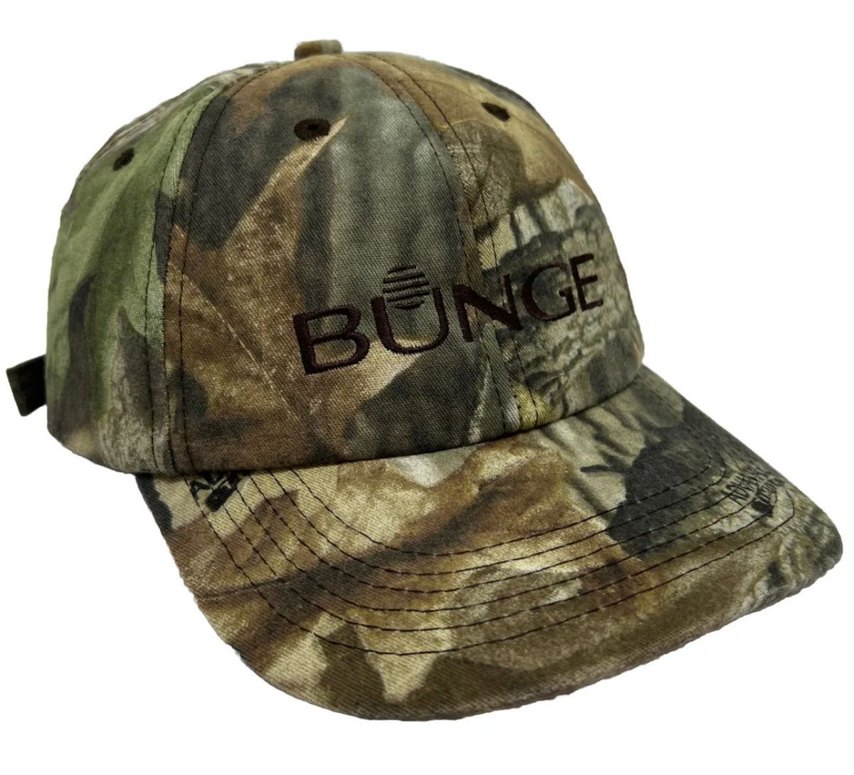 🌾 “The Bunge Realtree Timber Camo Hat has shaded eyes that watched over vast fields. From sunrise to harvest, it’s been a part of agriculture’s story, celebrating the hard work that feeds us. 🚜🌽 #FarmLife #AgriculturePride” buff.ly/3GftC6V