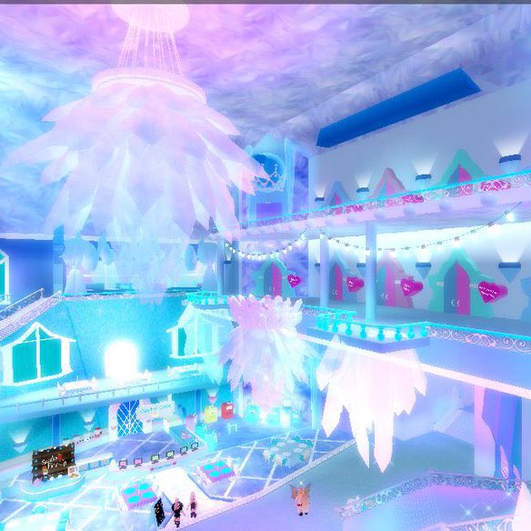 thanking royale high in advance for bringing back the ice castle for campus 3