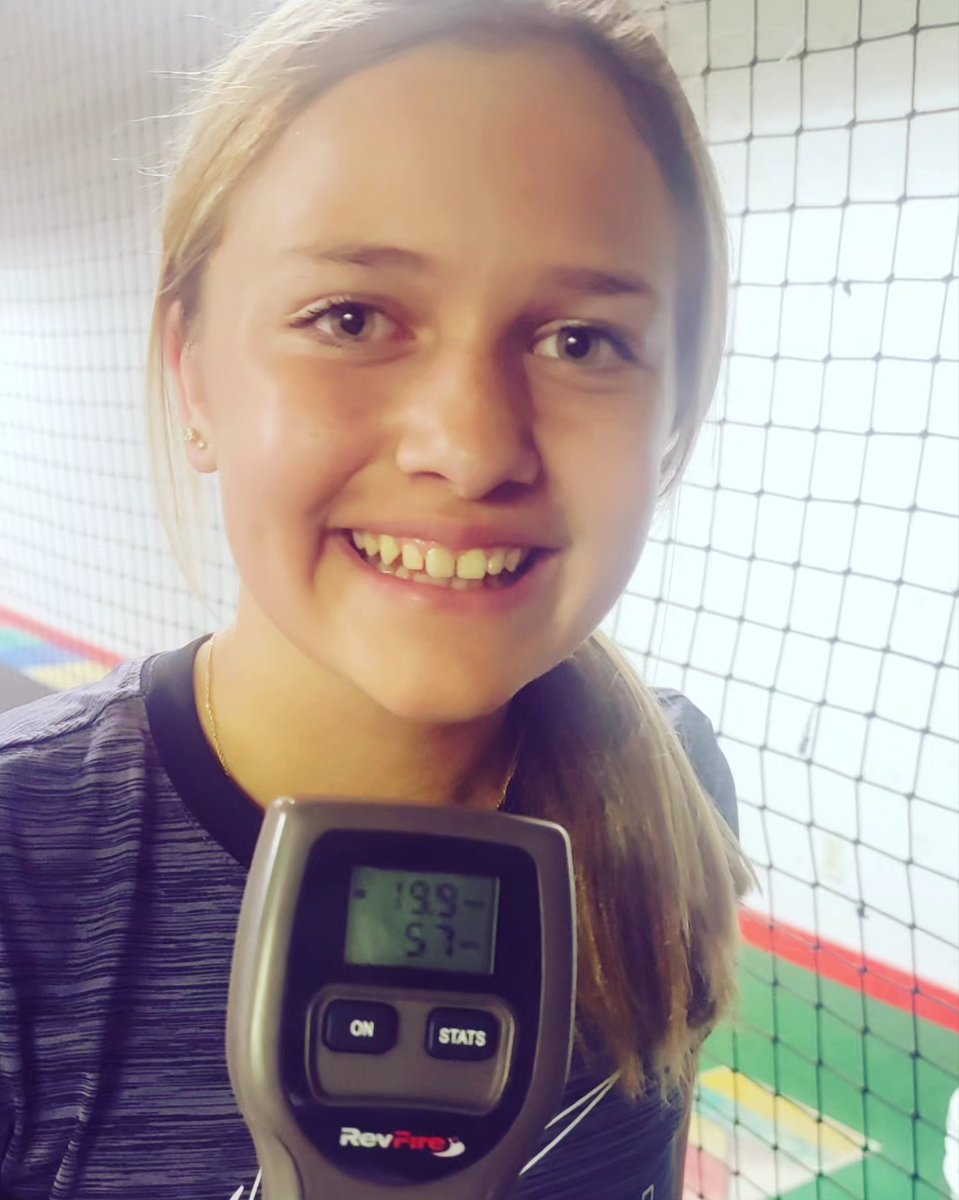 RyleeAmt11's tweet image. 2029 RHP/OF/ Switch hitting slapper.
New PR 57mph!
3 more to go!
@ecbulletsmw2010 
#ecbullets
#2029pitcher
#2029recruit
#2029rhp
#2029softballrecruit
#collegesoftballrecruit