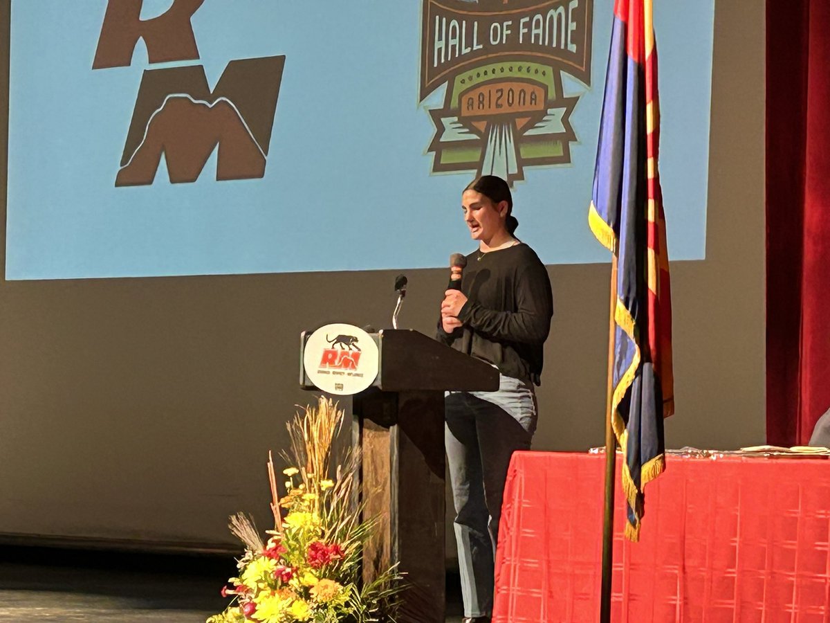 RMAthletics's tweet photo. Pretty special moment. Current @RedMtnBadminton @RM_girlsbball and @RMSoftballTeam athlete Peyton Westra got to introduce her dad, 3 sport star John Westra as he was inducted into the Mesa Hall of Fame Monday night. #TheRedMtnWay https://t.co/OPO6xuQUmq