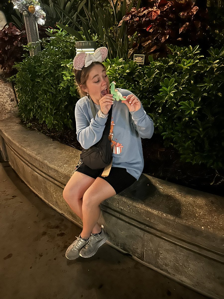 I GOT MY GERTIE COOKIE!!!!!!