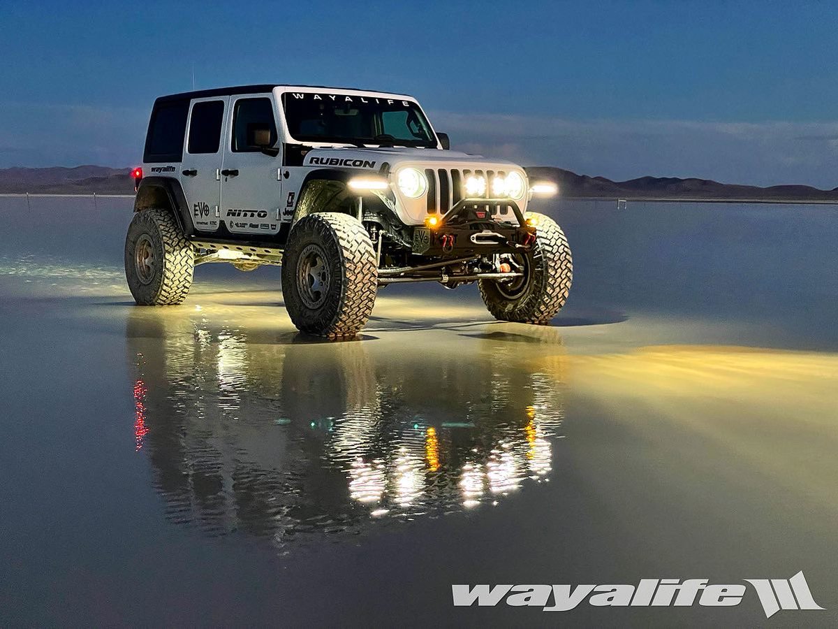 WAYALIFE_Jeep's tweet photo. LUX LED Rock Lights are super small, extremely bright and crazy easy to install on a Jeep. And, with the release of their all new MONSTER LED, they're now brighter than ever before. You can see these new lights in our newest video on our YouTube channel! #luxlighting #wayalife https://t.co/rgBLGO2u7Z