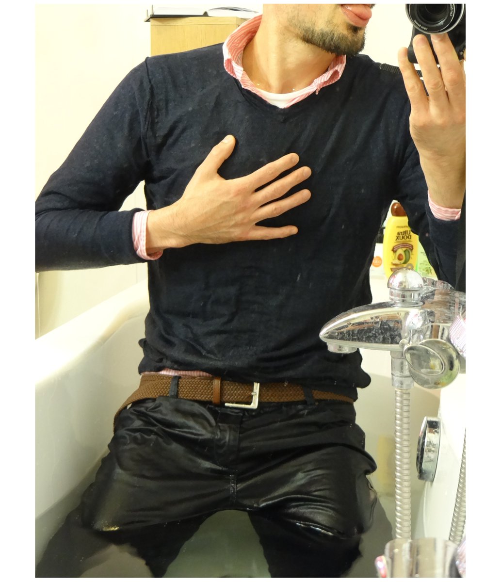 LrWetshirt's tweet photo. Preppy (shampoo) wet fun!
Who's joining me? 🫢
*
*
#wetlook #ralphlauren #wetclothes #preppystyle https://t.co/6ORAsgPWj9
