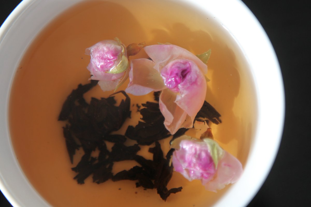 Visit_Xinjiang's tweet photo. The Xinjiang specialty rose tea exudes a rich floral aroma, filled with the sweet scent of roses. Whenever you have a cup, it can bring enchantment.
#signaturesnacks #xintaste #amazingxinjiang #thisisxinjiang #xinjiangtravel https://t.co/HgyEHmUvZo