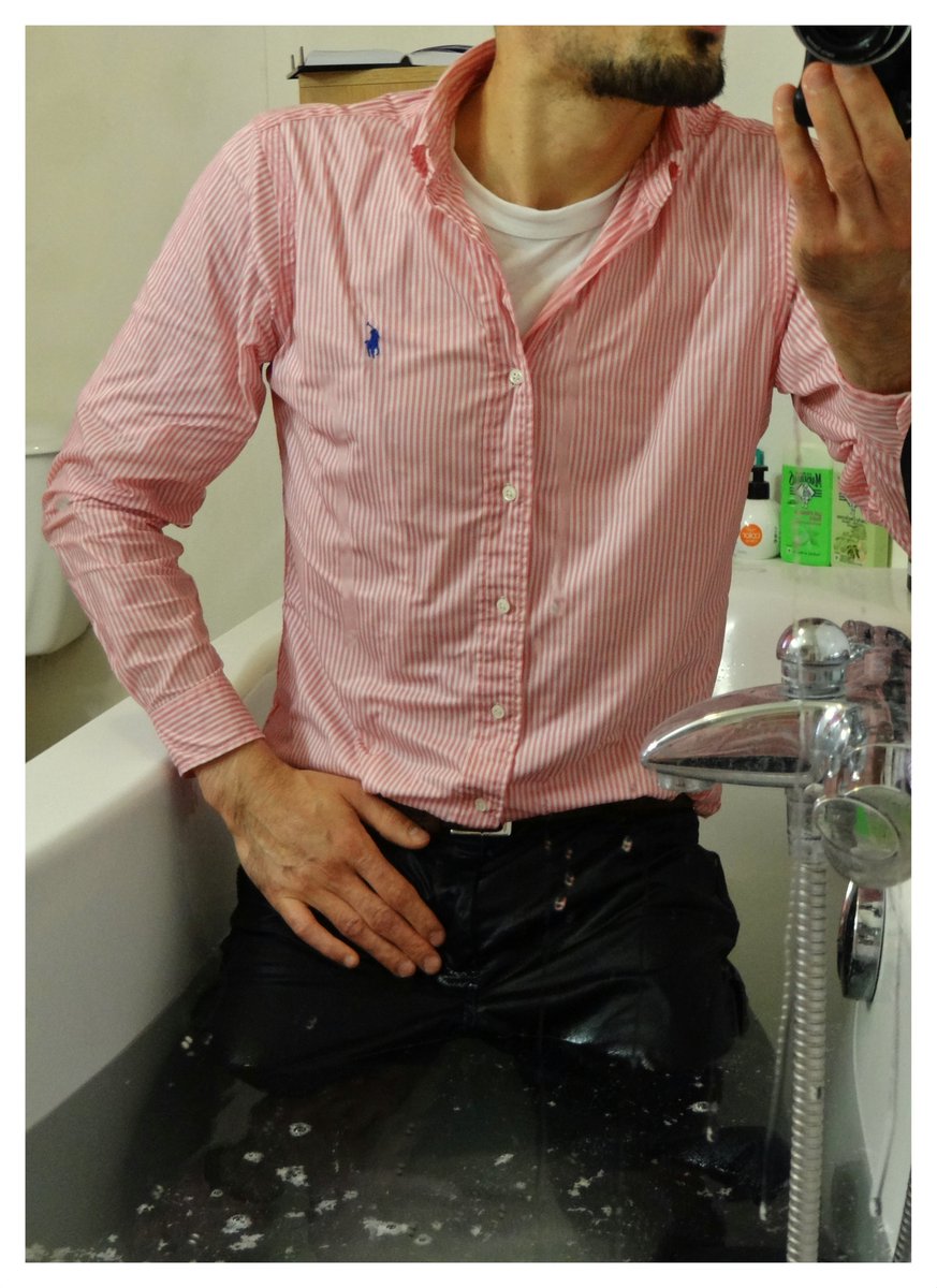 LrWetshirt's tweet photo. Preppy (shampoo) wet fun!
Who's joining me? 🫢
*
*
#wetlook #ralphlauren #wetclothes #preppystyle https://t.co/6ORAsgPWj9