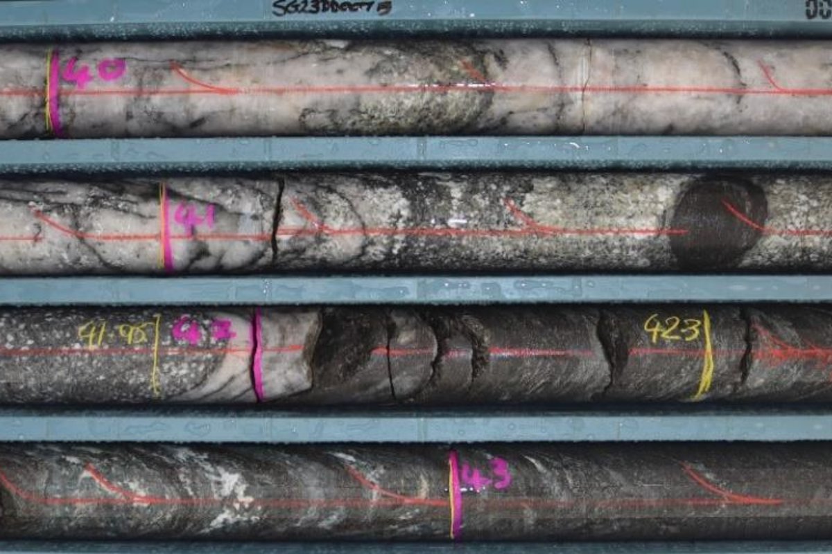 Bulls N' Bears (@bullsnbearswa) on Twitter photo Mineral explorer <a href="/ArumaResources/">Aruma Resources</a> says it has uncovered the presence of a high-grade #gold-bearing structure in the latest phase of drilling at the company’s Salmon Gums project in WA's Eastern Goldfields region.
$AAJ #BULLSNBEARSWA #ASX <a href="/westaustralian/">The West Australian</a>
thewest.com.au/business/bulls… Mineral explorer <a href="/ArumaResources/">Aruma Resources</a> says it has uncovered the presence of a high-grade #gold-bearing structure in the latest phase of drilling at the company’s Salmon Gums project in WA's Eastern Goldfields region.
$AAJ #BULLSNBEARSWA #ASX <a href="/westaustralian/">The West Australian</a>
thewest.com.au/business/bulls…