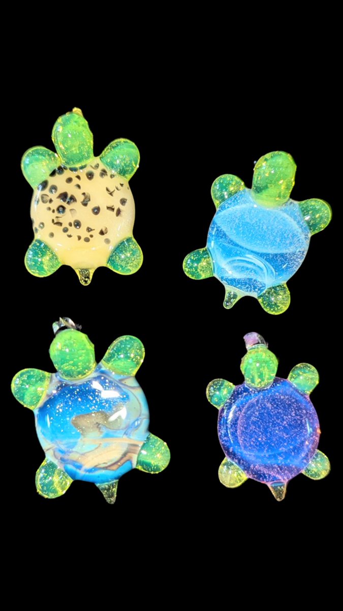 weedsauce's tweet photo. These are available in my shop. Instagram is being stupid so I may start posting here more often. #TurtleIsland https://t.co/QmCy4BeCv5