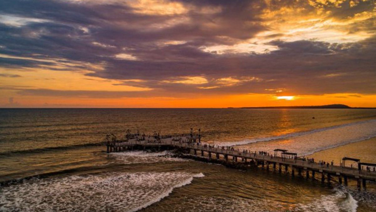 SECTUR_mx's tweet photo. #BuenasNoches desde el Muelle de Matanchén. 🪐🧡
Ubicado en el #PuebloMágico de #Nayarit, #SanBlas.🧜‍♀️

La @RivieraNayarit se convertirá en tu destino favorito para tus siguientes vacaciones❤️ https://t.co/Wu2ufraSPV