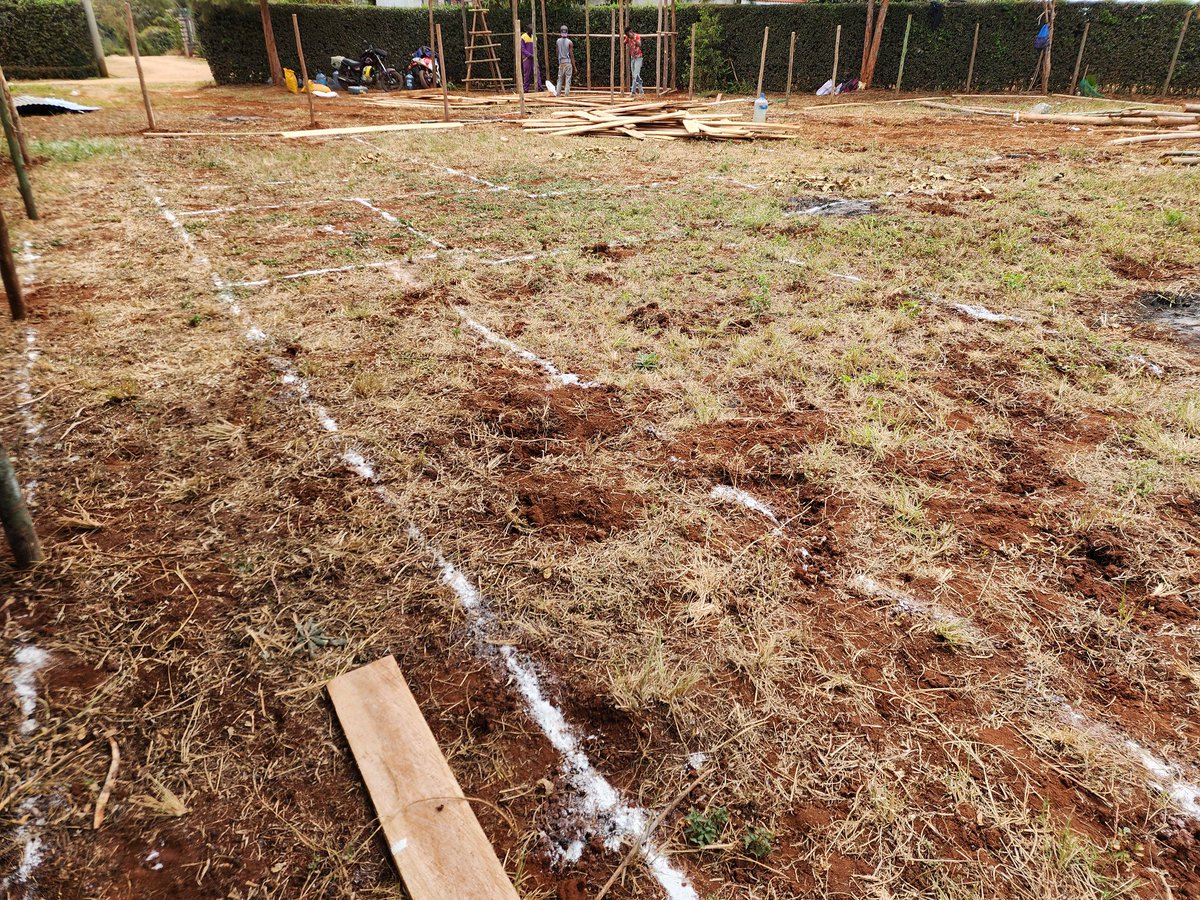 kevinkamaumucha's tweet photo. Building on red soil
1. Setting out. https://t.co/CTIqJDHRGV