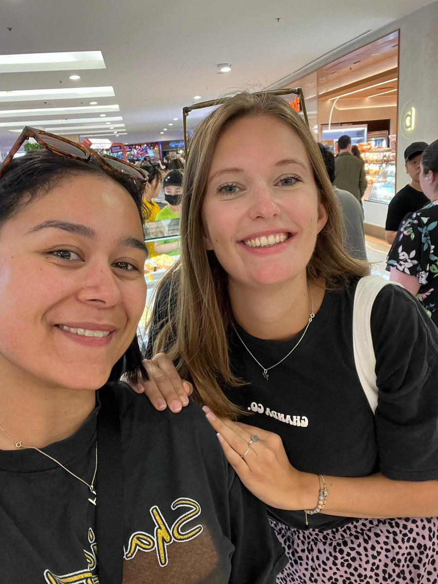 herminecornish_'s tweet photo. @haleeciaa and I just randomly bumped into each other in Sydney and we were wondering when you’ll be coming to Aussie? 🇦🇺💛 @AnneMarie https://t.co/pEsdBDcBX0