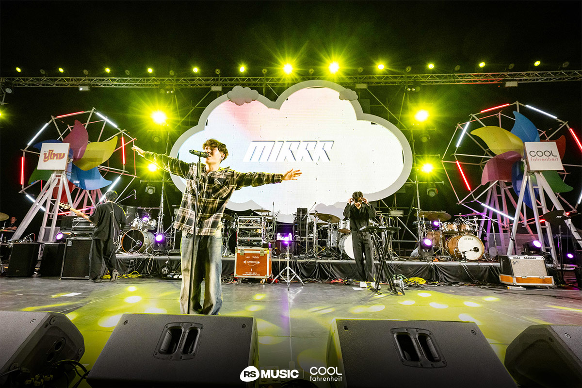Update__today's tweet photo. ชาว COOL สนุกท้าลมหนาวท่ามกลางขุนเขาส่งท้ายปีใน “COOLfahrenheit ร่วมกับ ขนมทอดกรอบตราปูไทย
PRESENT COOL WINDY FEST 2023”
อ่าน https://t.co/fWQKPVLQNv
#COOLWindyFest2023 #COOLfahrenheit #RSNetZero #MIRRR #SERIOUSBACON #PRETZELLE #sarahsalola #MEAN #UPDATETODAY #ข่าวบันเทิง https://t.co/7jlvPop6Qm