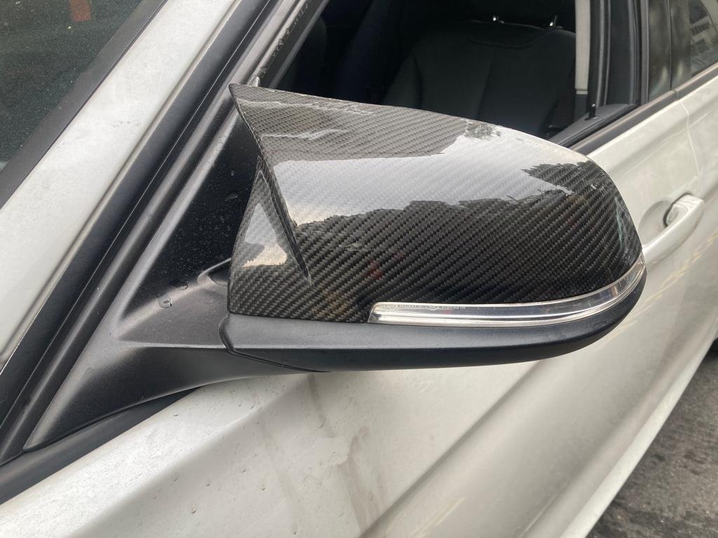 propelauto's tweet photo. BMW F30 3'Series Side Mirrors with OEM Msport Carbon Fiber Cover 🤓

Ping us &amp; Grab it for your car👇😎

#F30 #Sidemirror #CarbonFiber #Cover #Wingmirror #Msport #AccessoryParts #F30Spares #F30AccessoryParts #F30Msport #Propelauto #SingaporeWorkshops #ScrapYard #BMW #Ping #Grab https://t.co/LiPM6u7WtU